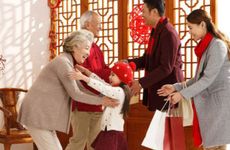 正月初七出生的男孩命运怎么样？正月初七可以出远门吗