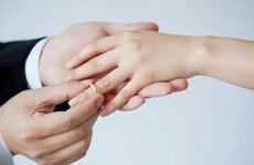 老公出轨梦里有暗示吗？