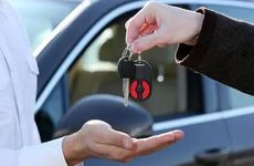 2025年11月17日黄历适合提车购车吗？