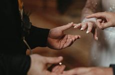 2024年8月份属鼠结婚吉日 属鼠的8月结婚好吗