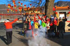 做梦梦见上厕所拉屎是什么意思