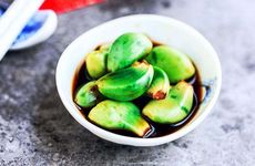 腊八蒜晚一天做可以吗 腊八蒜晚几天做能变绿吗