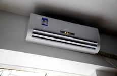 在枕头下面有什么东西是不能放的