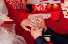 适合男生宣布订婚的句子 男生订婚朋友圈文案