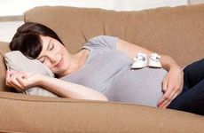 2025年12月8日是剖腹产吉日吗?一个月内适合剖腹产的日子