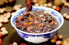 梦见大蛇吃人怎么回事 梦见大蛇吃人有什么预兆