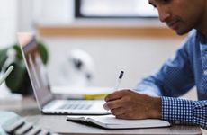 梦见张国荣是什么意思？