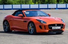 2025年2月16日农历正月十九是提车黄道吉日吗