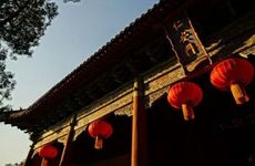 2024年农历腊月二十五安门顺利吗