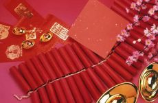 梦见跟过去的领导一起吃饭啥意思