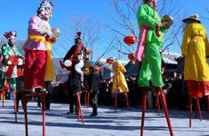 导致婚姻不顺或者找不到对象的气运细节 门后钉钉子