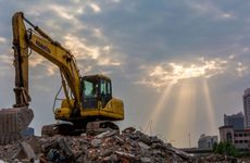 2024年农历腊月十八能拆迁吗