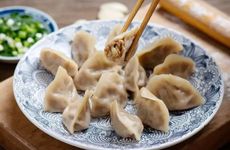 越老越有魅力的四个生肖女生