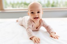 2025年11月17日出生的男宝宝起名