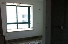 卫生间发霉要怎么解决 卫生间地漏装修验收技巧