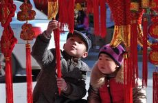 过年家里为什么灯要亮