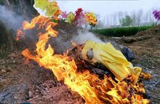 床底下放一样东西有财 床底尽量不摆放杂物