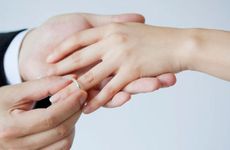 2025年12月12日宜结婚吉嫁娶吗