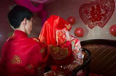 女为路旁土男为大林木 结婚合吗