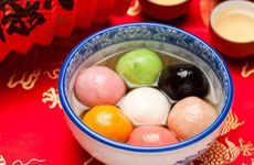 元宵节的灯笼有哪些颜色 元宵节的灯笼有些什么形状