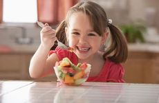 缺土喜金女孩名字 五行缺金缺土的女孩名字