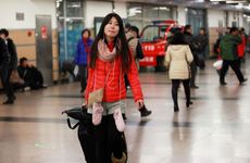 过年家里添几个碗几个盘子