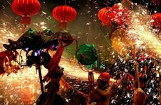 梦见妈妈摔下楼梯受伤了