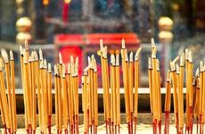 初一十五烧香什么时间好 初一十五上香有什么讲究