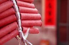 春节不让放鞭炮的原因 春节放鞭炮有什么讲究