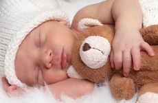 今天黄历时辰宜忌 2025年农历冬月廿五是剖腹产吉日吗