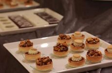 带之字的钢材经销处店名