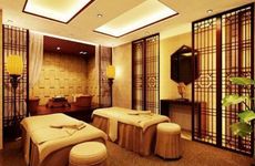 养生馆带伦字怎么起店铺名字