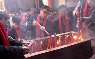 蚂蚁进家说明要发财吗