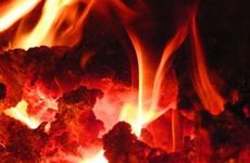 炉中火命公司取什么名字旺财