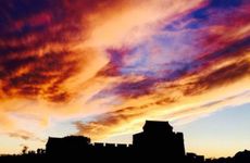 六爻寅卯辰三会局卦中之爻旺动可成局