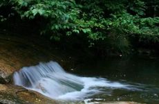 八字五行大溪水命的人偏财格