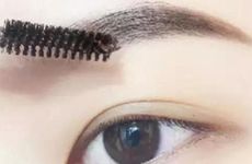 左眉毛一根特别长好不好