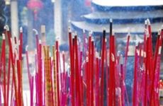 为什么不能摸死人的手