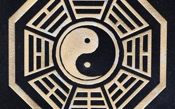 伤官大运遇到正官流年命理分析
