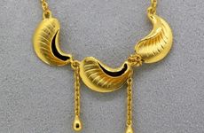 属羊人戴黄金的禁忌