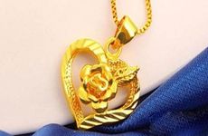 属虎的人为什么不能戴黄金是迷信